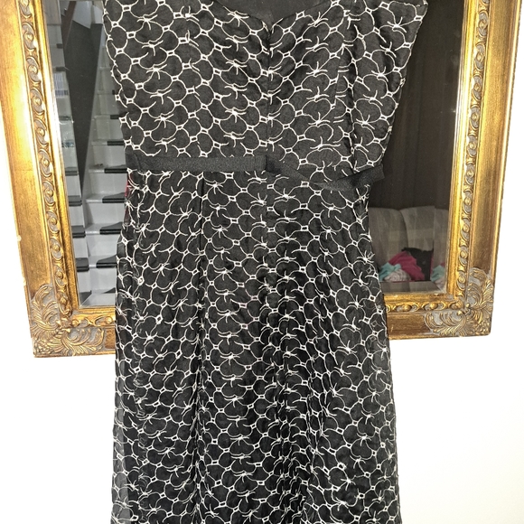 Girls dresses sz 10/12 - Picture 16 of 16